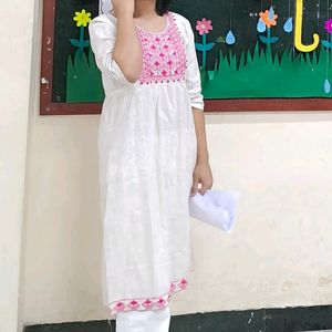 White Kurti