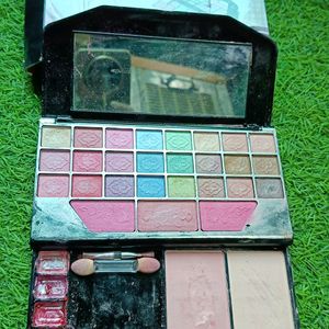 Eyeshadow Palette