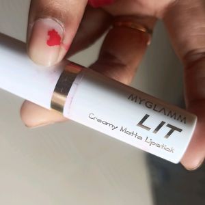 Myglamm Matte Lipstick