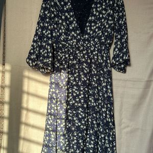 blue flowers dress