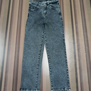 DG-77 Size-28 Straight Jenas