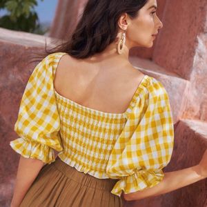 Crop top(Puff sleeves yellow & white checkered)