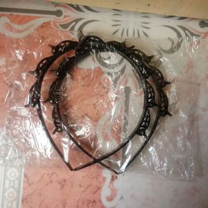 Twister Black Embellished Hair Band