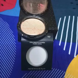 Original Brand MAC HIGHLIGHTER