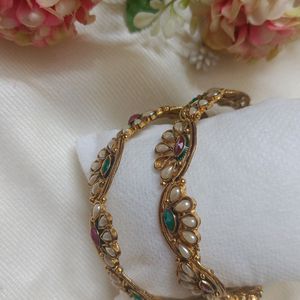 Pearl Kundan Bangles