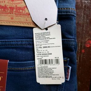 🔥COMBO SALE 🔥 BRAND NEW Jeans Only At 950 Rupees