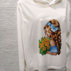 Floral Beauty: Stylish Hoodie T-Shirt for Medium-S