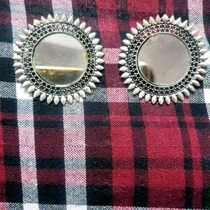 Mirror Earrings And Clutcher Combo