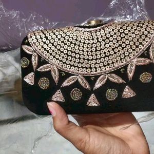 Trandy Bridal Velvet Clutch 👛