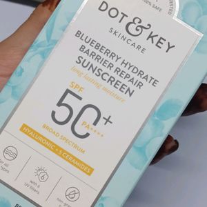 Dot & Key Blueberry Sunscreen (Sealed Pack)