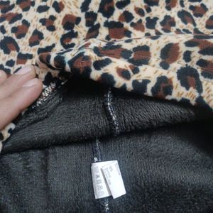Totally New Beautiful Woolen Tiger Print Jegging