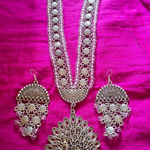 Premium Quality Neck Piece With Earrings