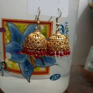 Golden Jhumki...