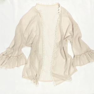 Frill Of Dreams Shrug