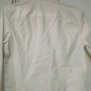 White Official Shirt With Stretchable Fabric