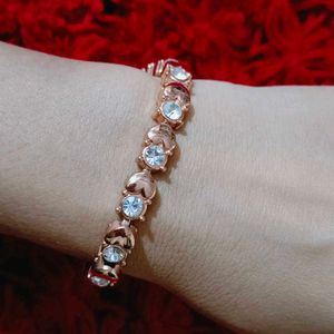 Three Beauties Bracelet