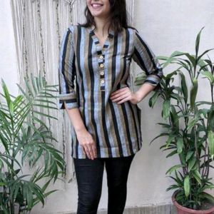 🛍️💛Beautiful Stripped Kurti✅🛍️