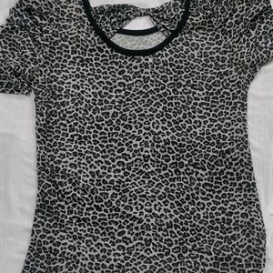 Cheetah Print Bow Design Top