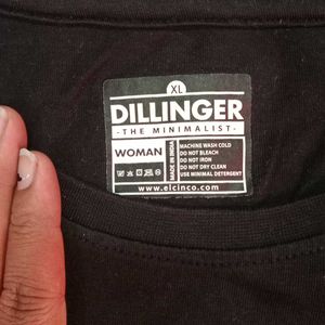 DILLINGER WOMEN'S OVERSIZED TSHIRT