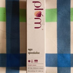 Plum Age Specialist Cream SPF 45