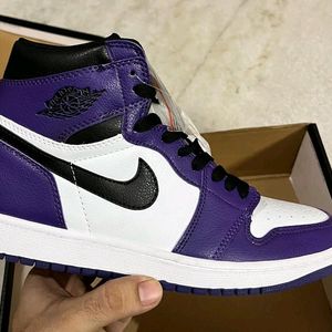 NIKE AIR JORDAN 1 COURT PURPLE 2.0 UK 7.5 (42)