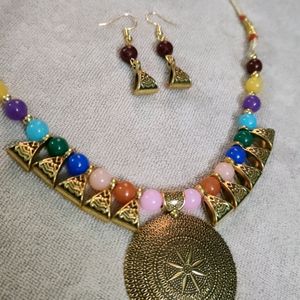 Adjustable Necklace With Earrings