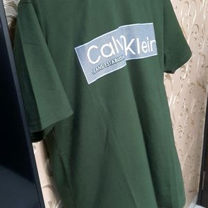 Calvin Klein Tshirt Size 40