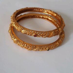 PRICE DROP❤️New Antique Gold Plated Bangles