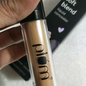 Plum Concealer -130N Tan Glow