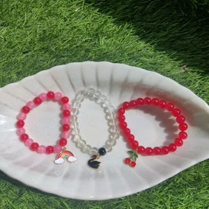 Esthetic Daisy Charm Bracelet