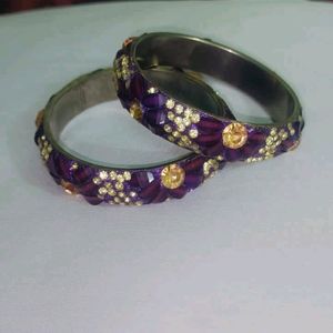 Beautiful Purple Kundan Bangle Set