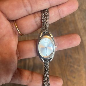 Original Guess Bracelet Watch Girls