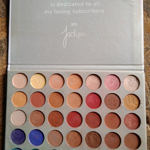 Jaclim Hill Eyeshadow Palette