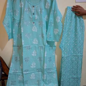 Women Kurta With Bottom Set