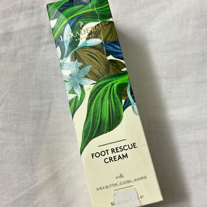 Luxaderme Foot Rescue Cream