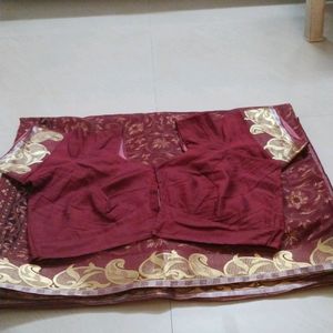 Beautiful Leaf Design Saree