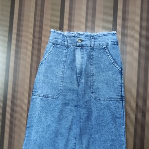 W-49 Size-30 Straight Women Denim Jeans