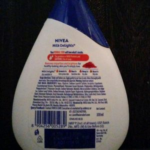 Nivea Milk Delight Face Wash Saffron