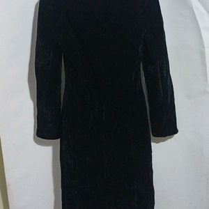 BLACK CLASSIC VELVET DRESS