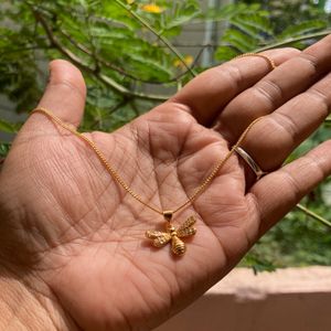 Dragonfly Pendant And Chain