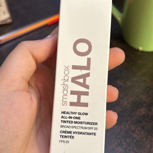 Smashbox Halo Tinted Moisturiser-  Light Neutral