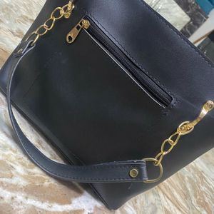 Black Handbag+Sling