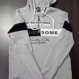 Hoodie  (Tshirt) For Women Size - M