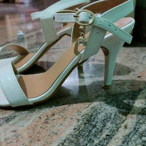 Orysta womens heels