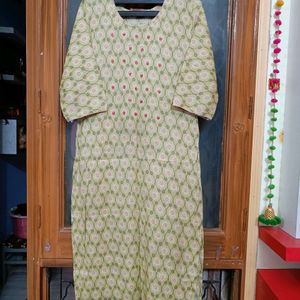 Premium Quality Fancy Colour Kurti