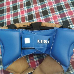 USI UNIVERSAL THE UNBEATABLE Boxing HeadGuard