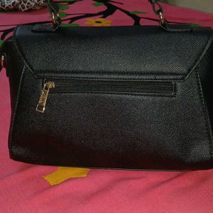 New Lavie Handbag Unused..