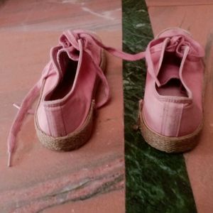 A Pink Colour Casual Shoes