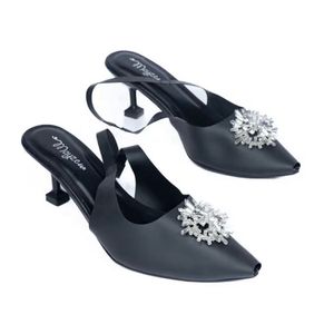 Cinderella Heeled Pumps Black