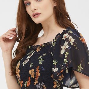 Harpa womens floral bell sleves crop top